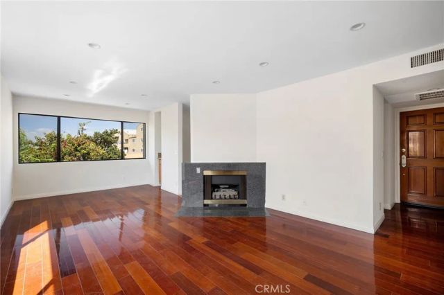 1134 Campbell 307, Glendale, CA 91207