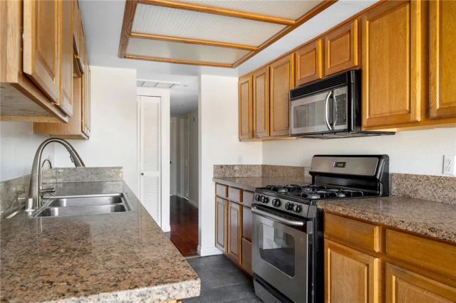 1134 Campbell 307, Glendale, CA 91207