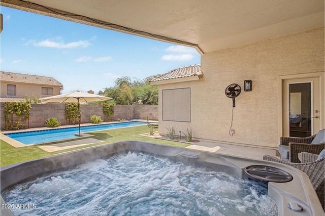 4007 E AGAVE Road, Phoenix, AZ 85044