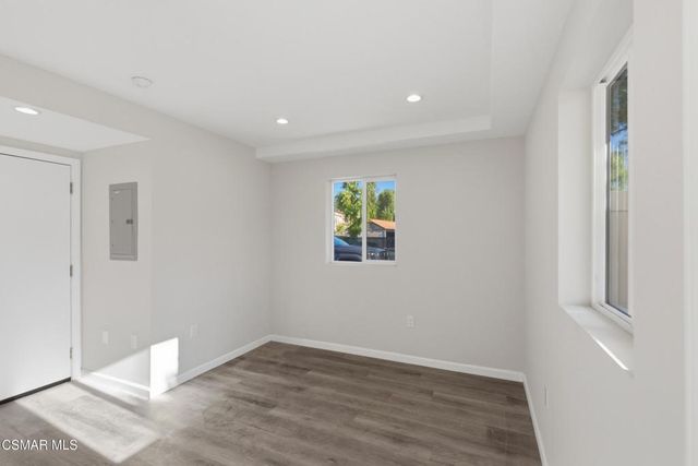1740 Patricia Avenue 1-6, Simi Valley, CA 93065