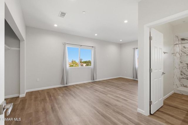 1740 Patricia Avenue 1-6, Simi Valley, CA 93065