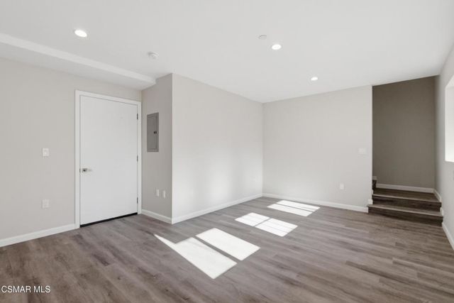 1740 Patricia Avenue 1-6, Simi Valley, CA 93065