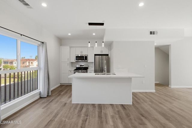 1740 Patricia Avenue 1-6, Simi Valley, CA 93065
