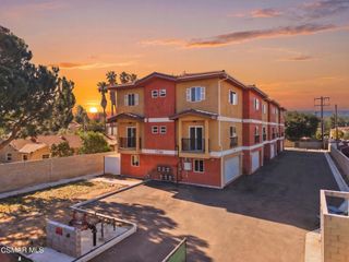1740 Patricia Avenue 1-6, Simi Valley, CA 93065