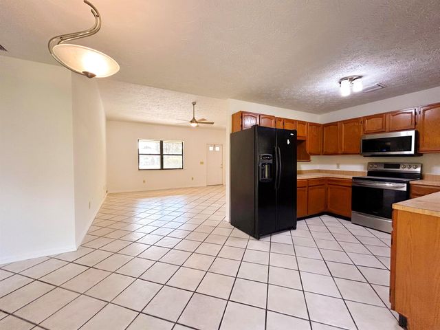 1013 SW Mataro Avenue, Port St Lucie, FL 34953