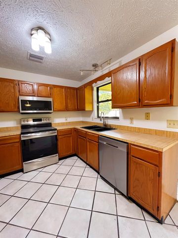 1013 SW Mataro Avenue, Port St Lucie, FL 34953