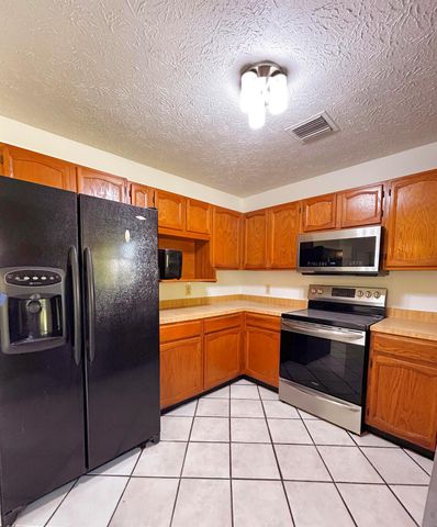 1013 SW Mataro Avenue, Port St Lucie, FL 34953