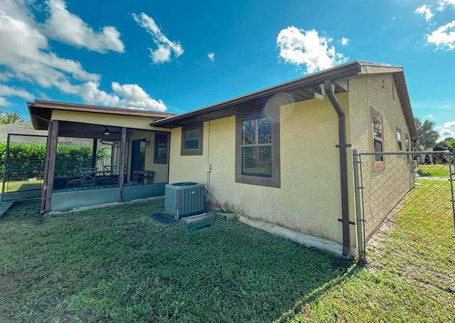 1013 SW Mataro Avenue, Port St Lucie, FL 34953