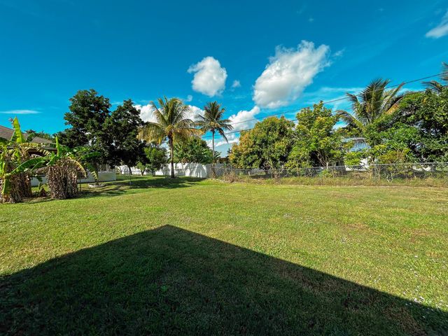 1013 SW Mataro Avenue, Port St Lucie, FL 34953