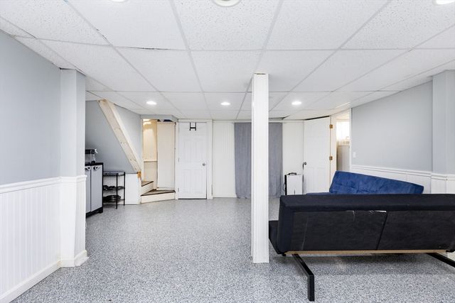 40 Chestnut Street, North Reading, MA 01864