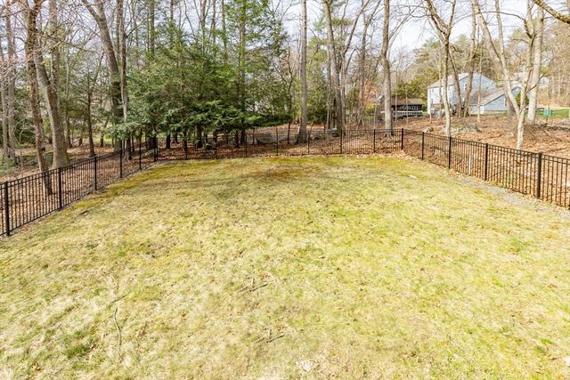 40 Chestnut Street, North Reading, MA 01864