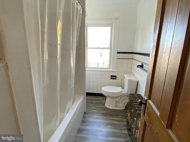 117 S MAIN ST, Pleasant Gap, PA 16823