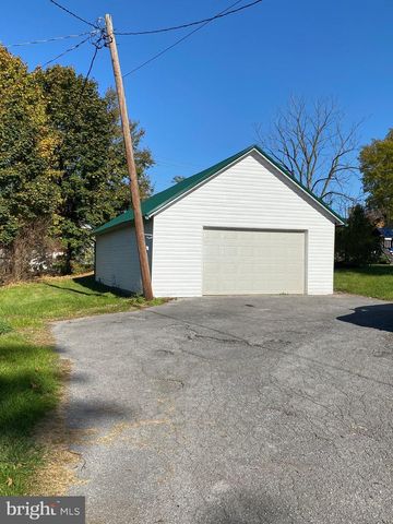 117 S MAIN ST, Pleasant Gap, PA 16823