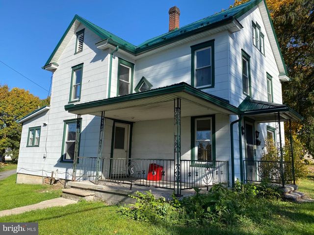 117 S MAIN ST, Pleasant Gap, PA 16823