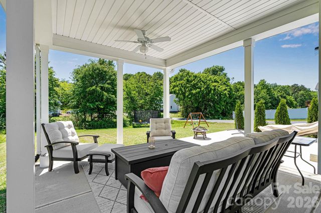 5670 Galloway Drive, Midland, NC 28107