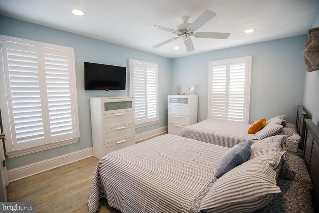 408 ILLINOIS AVE, Wildwood, NJ 08260