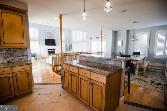 408 ILLINOIS AVE, Wildwood, NJ 08260