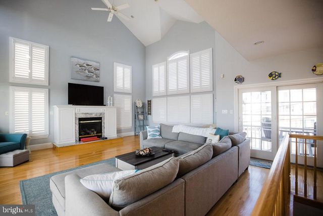 408 ILLINOIS AVE, Wildwood, NJ 08260