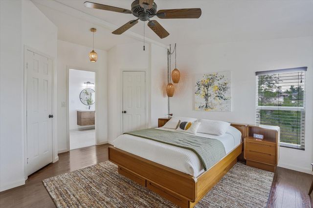4221 Lakeview Dr, Ione, CA 95640