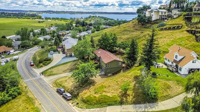 4221 Lakeview Dr, Ione, CA 95640