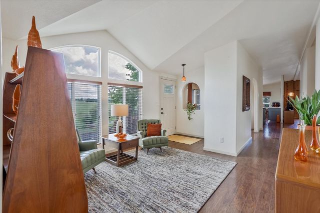 4221 Lakeview Dr, Ione, CA 95640