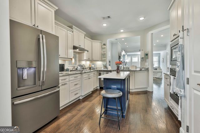 252 Spruce Pine Circle, Peachtree City, GA 30269