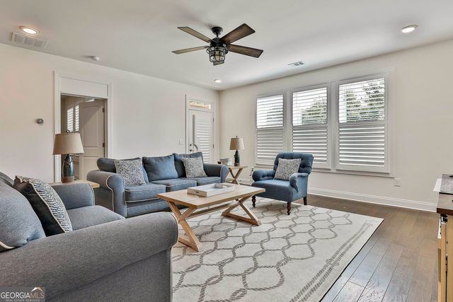 252 Spruce Pine Circle, Peachtree City, GA 30269