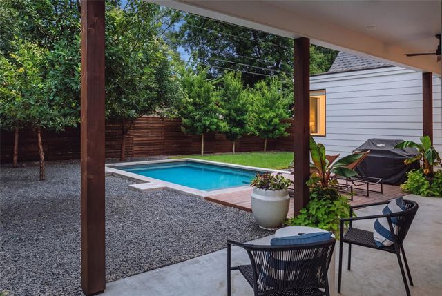 4701 S Forest DR, Austin, TX 78745