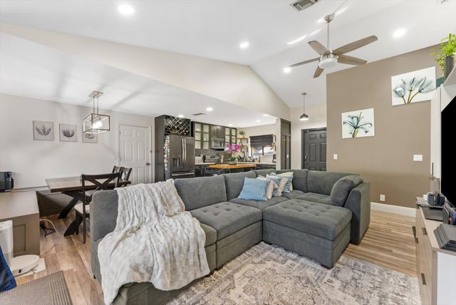 396 Monte Trail, West Palm Beach, FL 33415