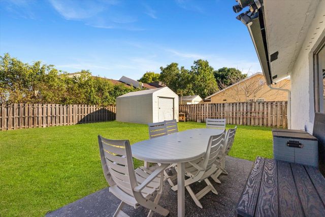 396 Monte Trail, West Palm Beach, FL 33415