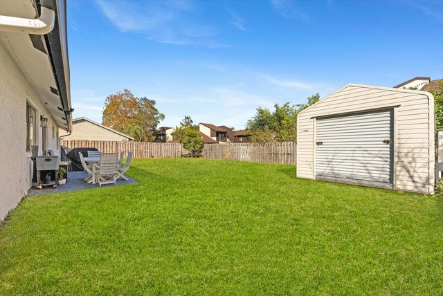 396 Monte Trail, West Palm Beach, FL 33415