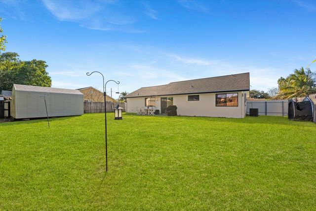 396 Monte Trail, West Palm Beach, FL 33415