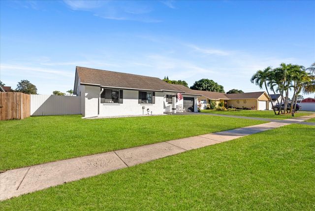 396 Monte Trail, West Palm Beach, FL 33415