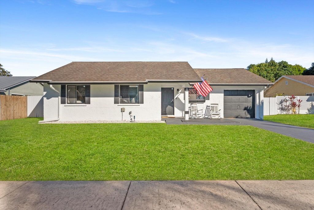 396 Monte Trail, West Palm Beach, FL 33415