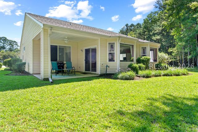 8 Coburn Ct, Bluffton, SC 29909