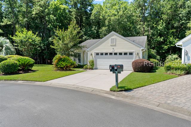 8 Coburn Ct, Bluffton, SC 29909