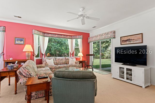 8 Coburn Ct, Bluffton, SC 29909