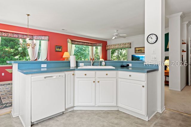 8 Coburn Ct, Bluffton, SC 29909