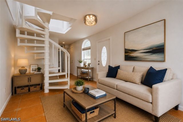 434 Leawood CIR, Naples, FL 34104