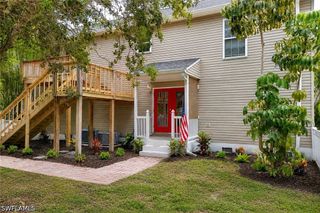 434 Leawood CIR, Naples, FL 34104
