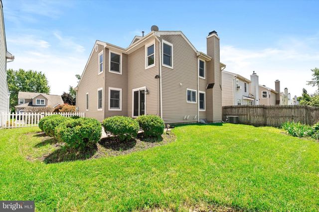 6 MYSTIC WAY, Burlington, NJ 08016