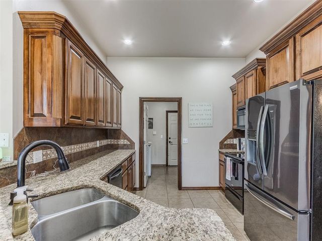 11409 Stonecrest, Guthrie, OK 73044