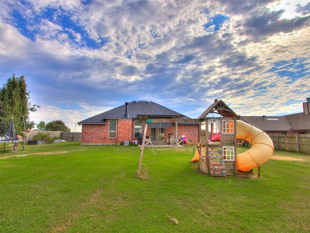 11409 Stonecrest, Guthrie, OK 73044