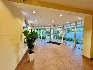 601 SW 37th Avenue 303, Miami, FL 33135
