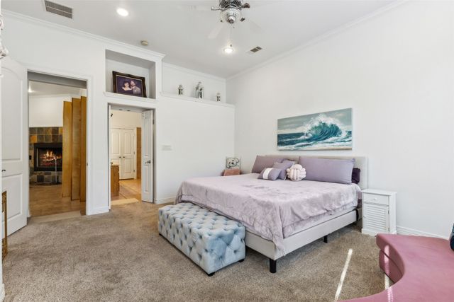 2109 Cooks Lane, Fort Worth, TX 76120