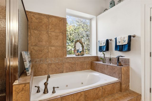 2109 Cooks Lane, Fort Worth, TX 76120