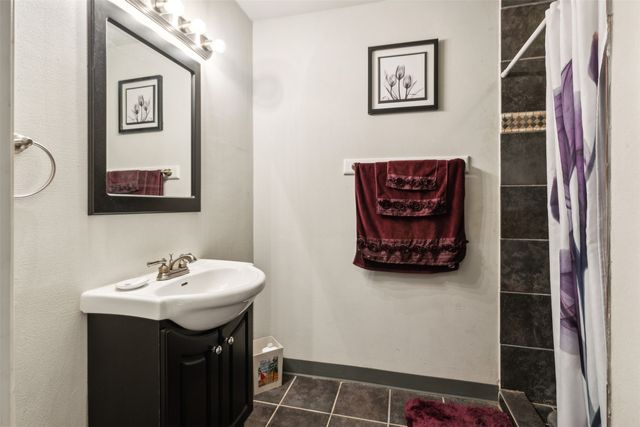 2109 Cooks Lane, Fort Worth, TX 76120