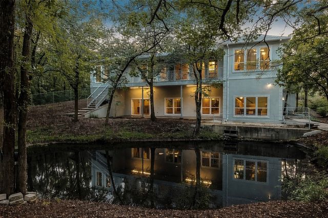 2109 Cooks Lane, Fort Worth, TX 76120