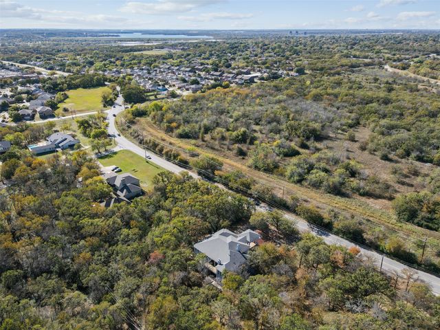 2109 Cooks Lane, Fort Worth, TX 76120
