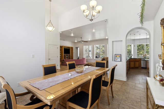 2109 Cooks Lane, Fort Worth, TX 76120